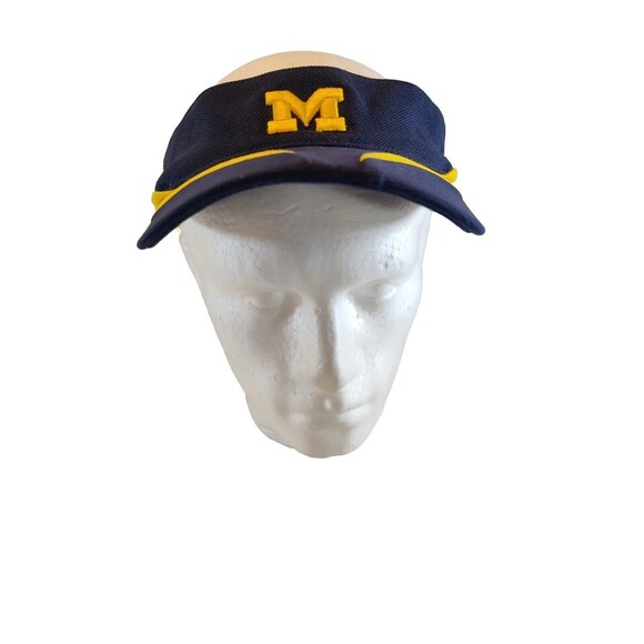 Nike DRI-FIT University Of Michigan Wolverines Blue Gold Adjustable Visor Hat - Picture 1 of 9